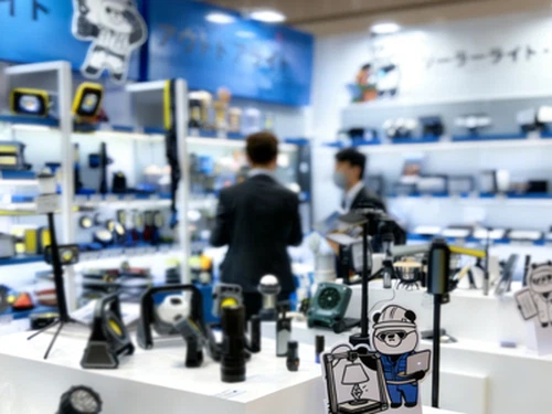 Heller Max|Unser Japan-Team teilt Markteinblicke von der Beleuchtungsmesse